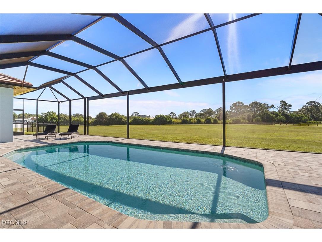 14201 Binghampton Drive Fort Myers FL 33905 2025014523 image28