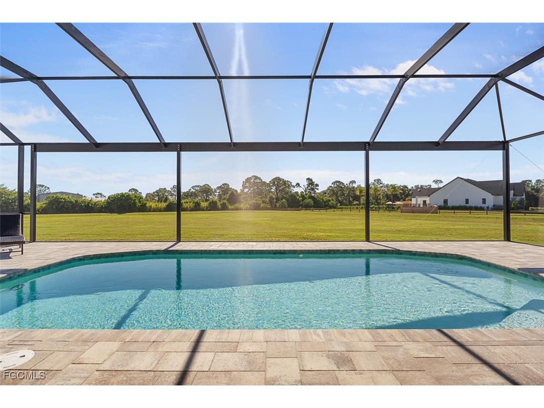 14201 Binghampton Drive Fort Myers FL 33905 2025014523 image29