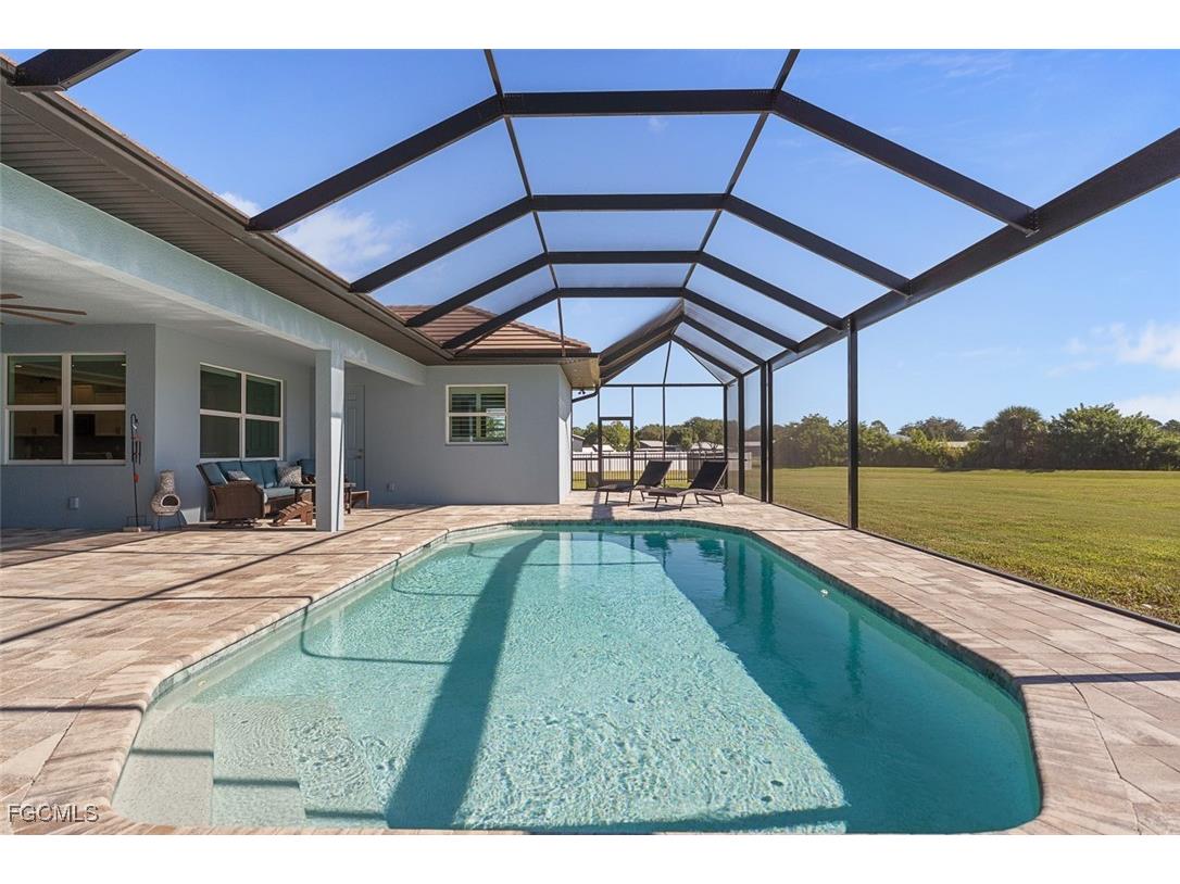 14201 Binghampton Drive Fort Myers FL 33905 2025014523 image37