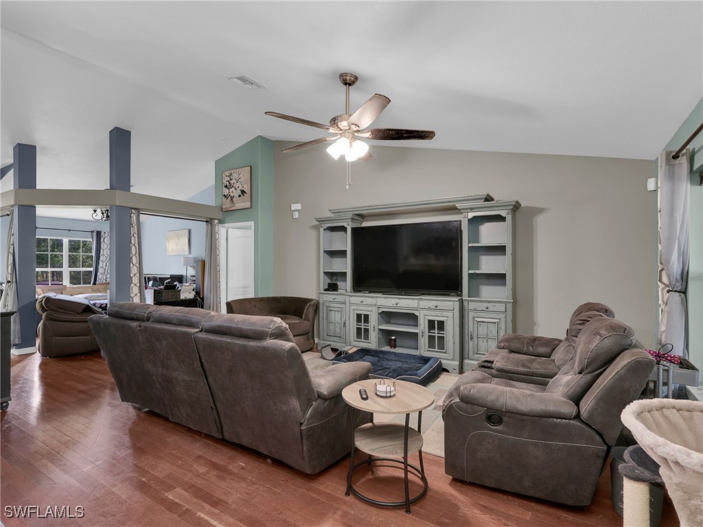 1421 Canton Avenue Lehigh Acres FL 33972 226004250 image3