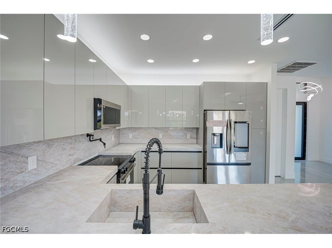1421 Clark Avenue Lehigh Acres FL 33972 2026020958 image8