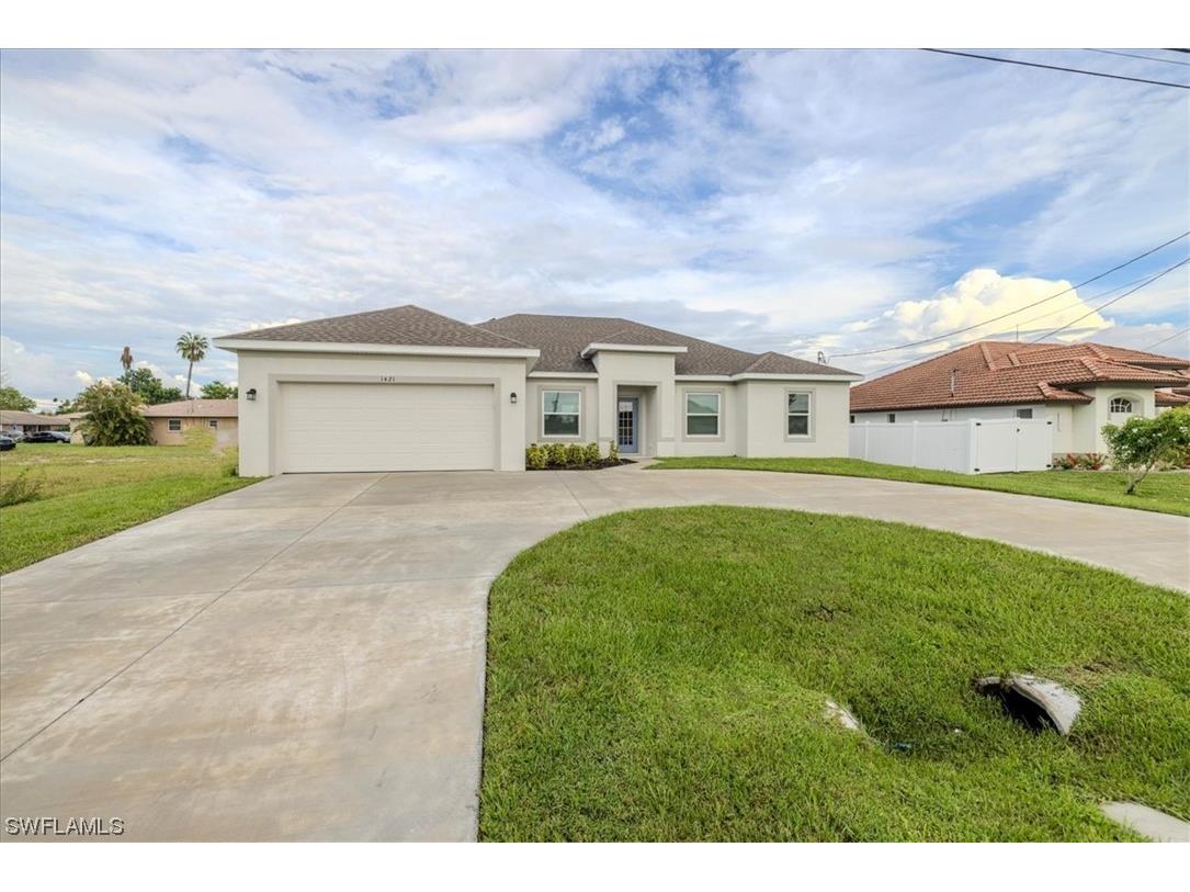 1421 Country Club Boulevard Cape Coral FL 33990 223071651 image1