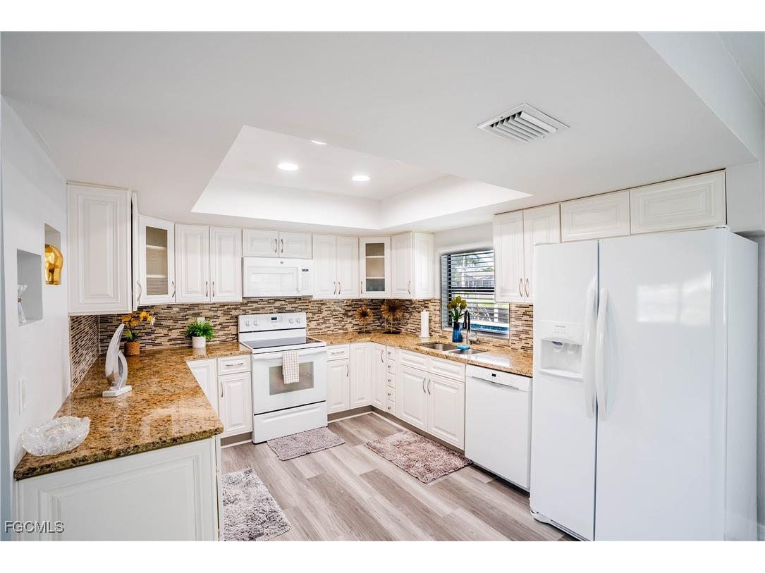 1421 SE 29th Terrace Cape Coral FL 33904 2025017770 image12