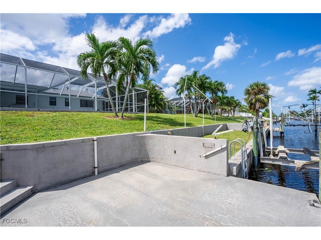 1421 SE 29th Terrace Cape Coral FL 33904 2025017770 image41