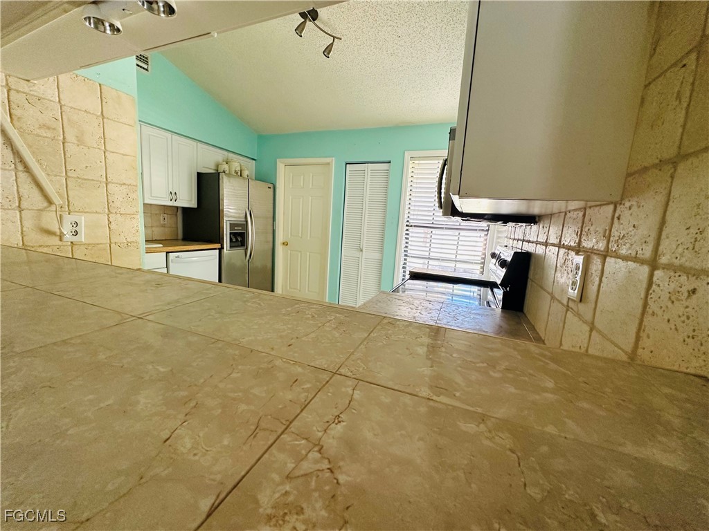 1421 SW 9th Court Cape Coral FL 33991 2025016851 image13