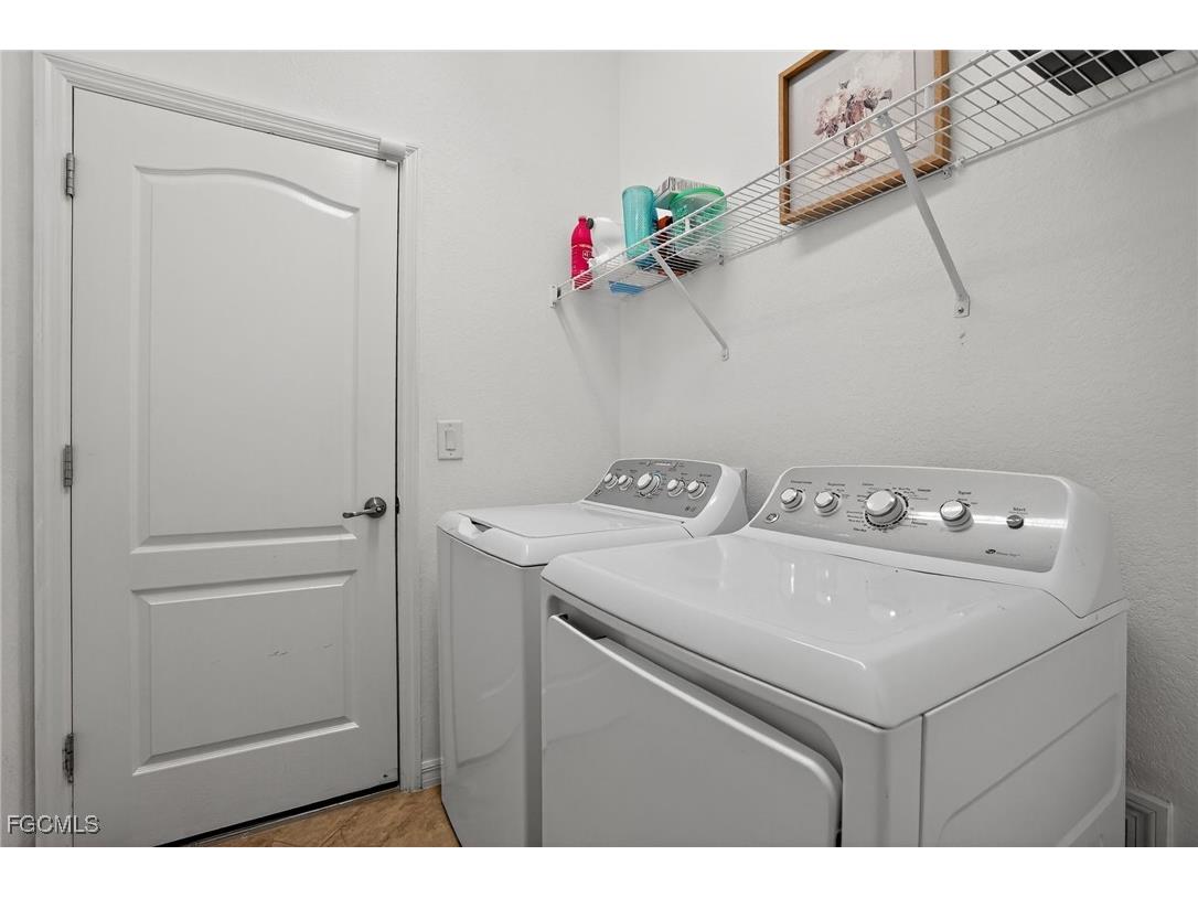 14210 Vindel Circle Fort Myers FL 33905 2025021701 image26