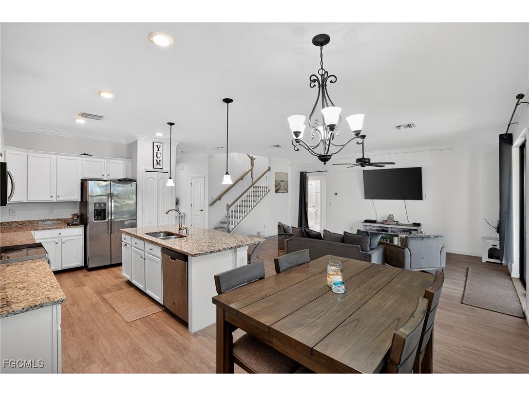 14210 Vindel Circle Fort Myers FL 33905 2025021701 image4