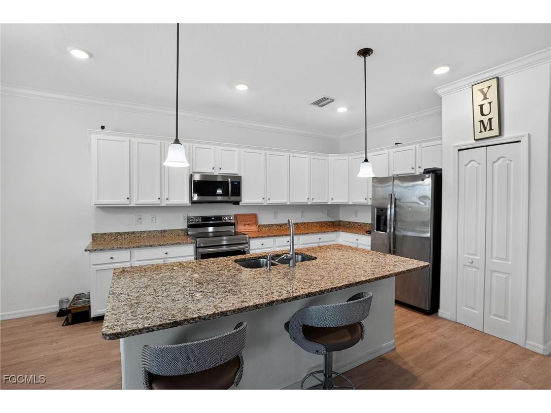14210 Vindel Circle Fort Myers FL 33905 2025021701 image5