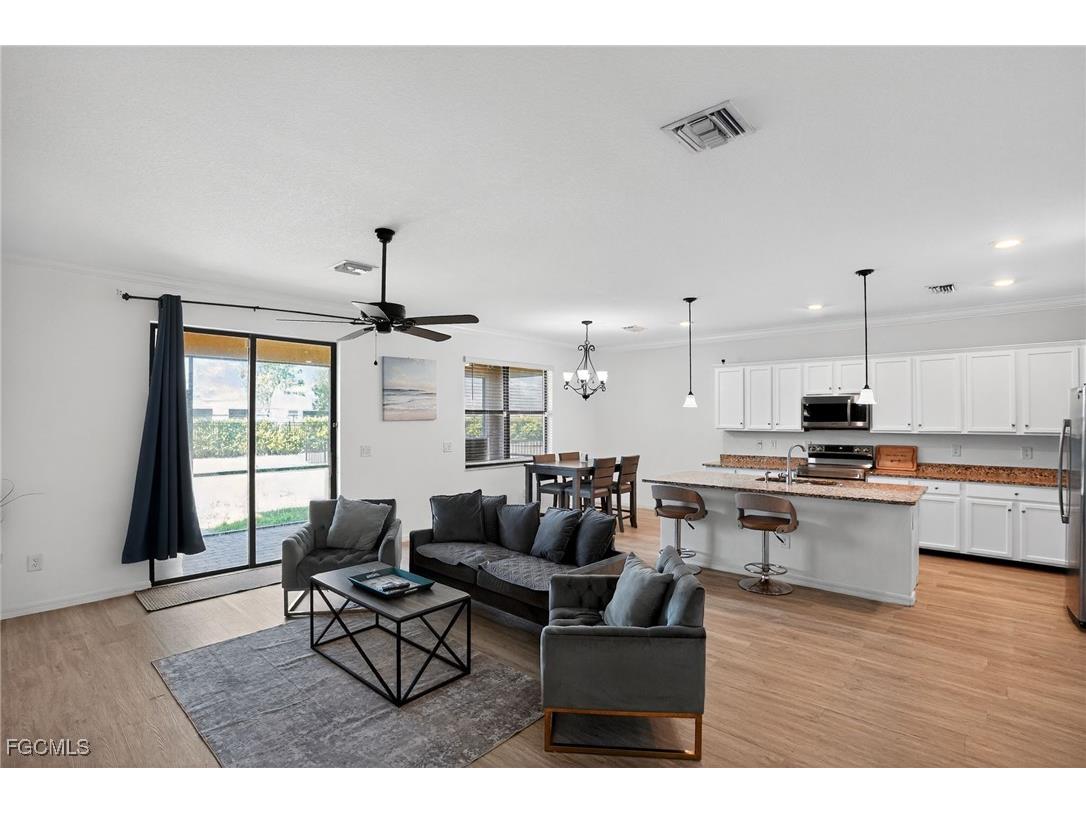 14210 Vindel Circle Fort Myers FL 33905 2025021701 image6