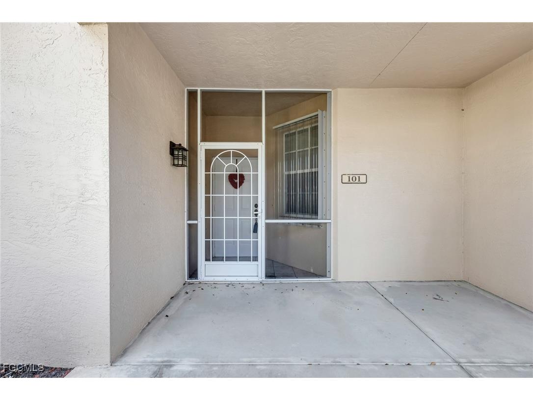 14211 Patty Berg Drive #101 Fort Myers FL 33919 2025008413 image4