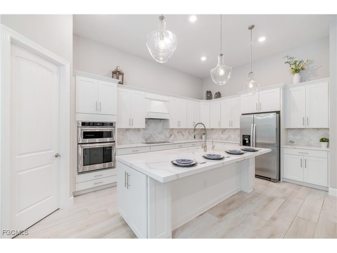 14213 Moonlit Way Estero FL 33928 2025011473 image8