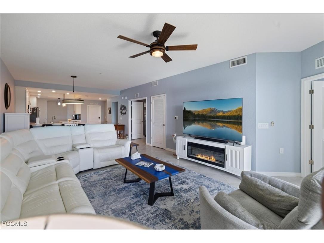 14214 Heritage Landing Boulevard #811 Punta Gorda FL 33955 2025009159 image2