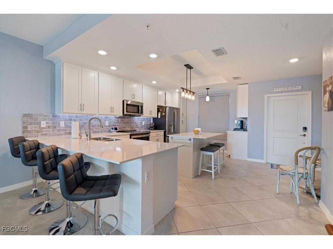 14214 Heritage Landing Boulevard #811 Punta Gorda FL 33955 2025009159 image3