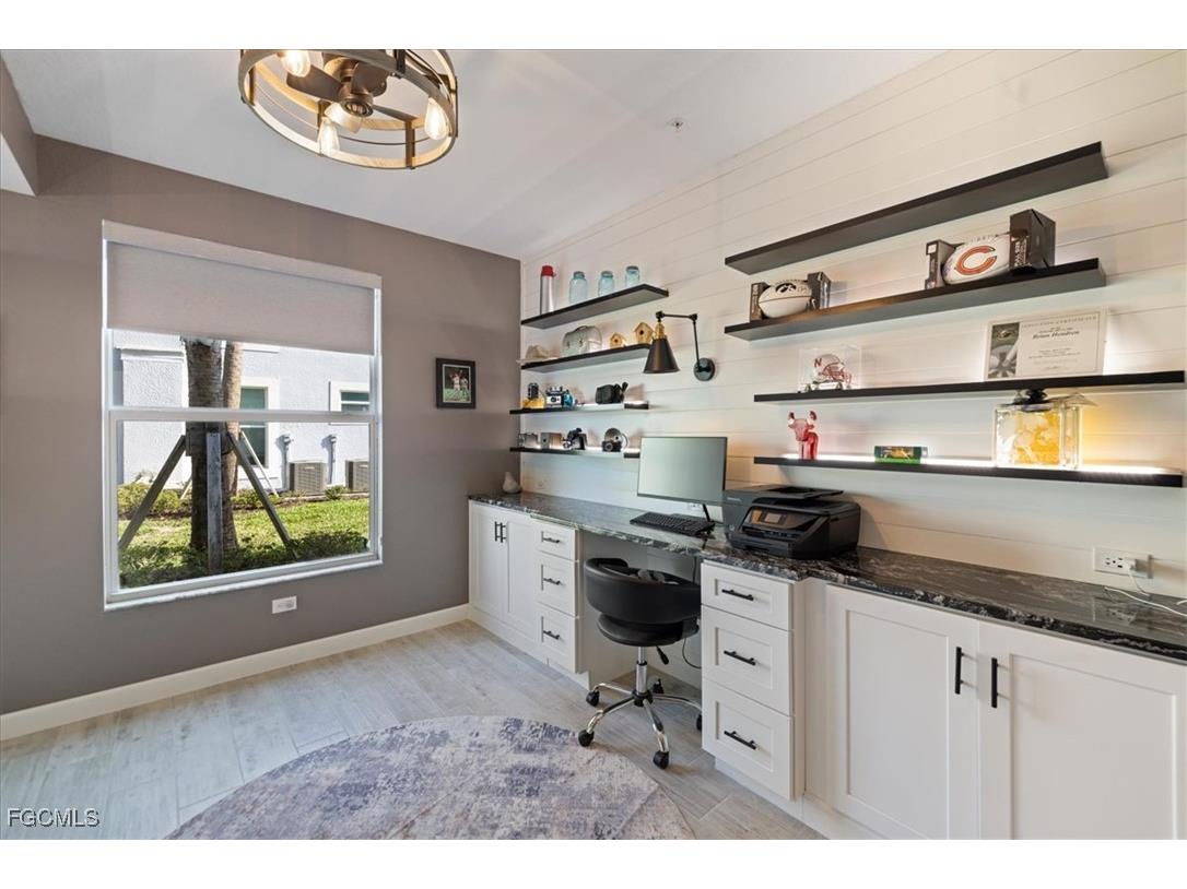 14214 Heritage Landing Boulevard #811 Punta Gorda FL 33955 2025009159 image9