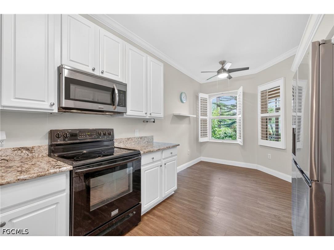 14214 Manchester Drive Naples FL 34114 2026019942 image8
