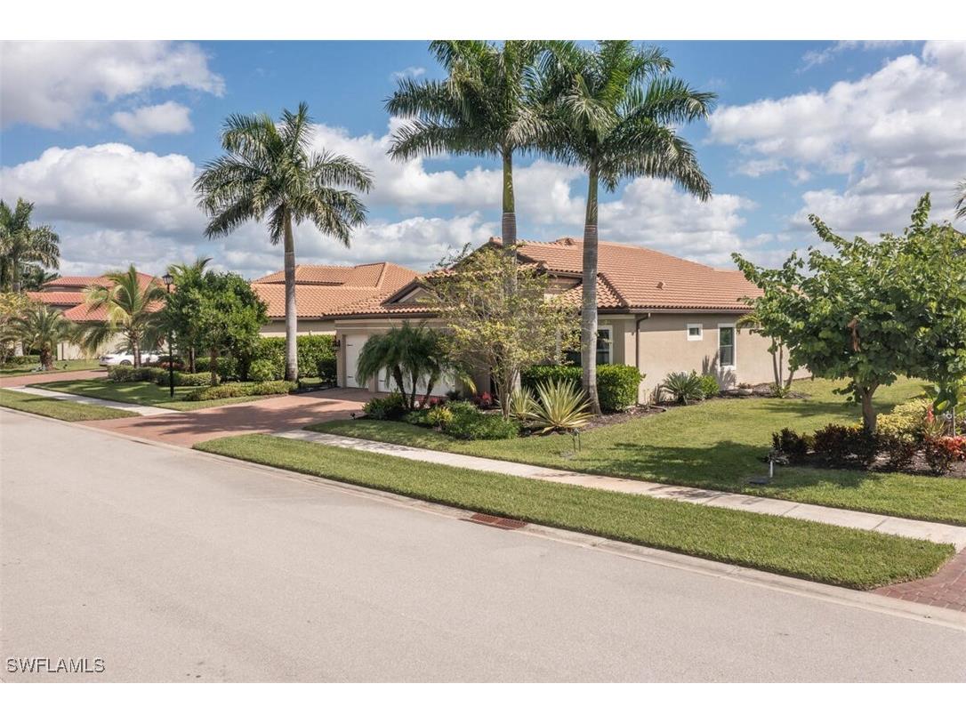 1422 Mockingbird Drive Naples FL 34120 225074563 image7