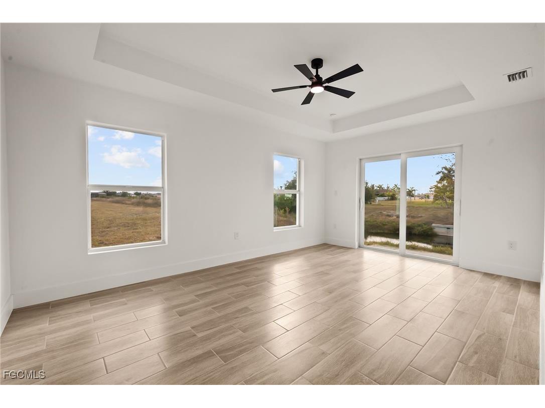 1422 NE 19th Place Cape Coral FL 33909 2025012409 image11