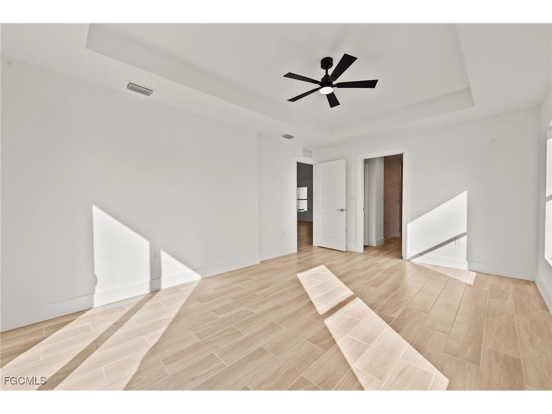 1422 NE 19th Place Cape Coral FL 33909 2025012409 image12