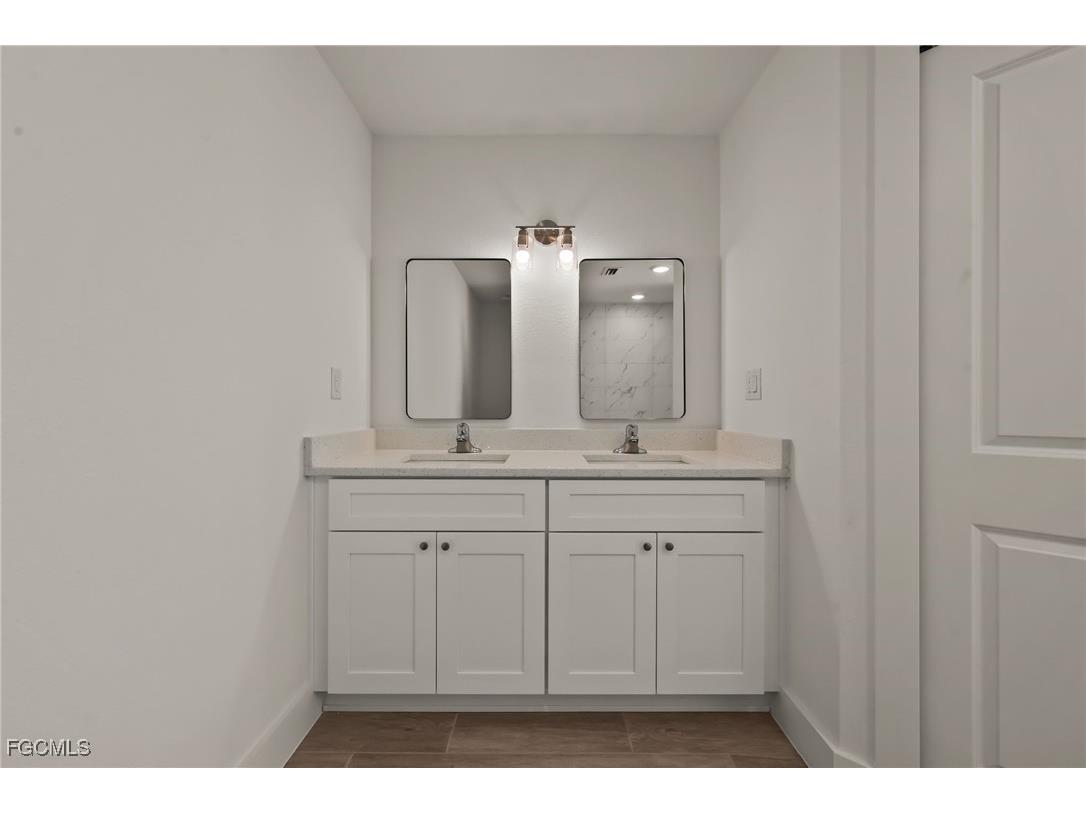 1422 NE 19th Place Cape Coral FL 33909 2025012409 image15