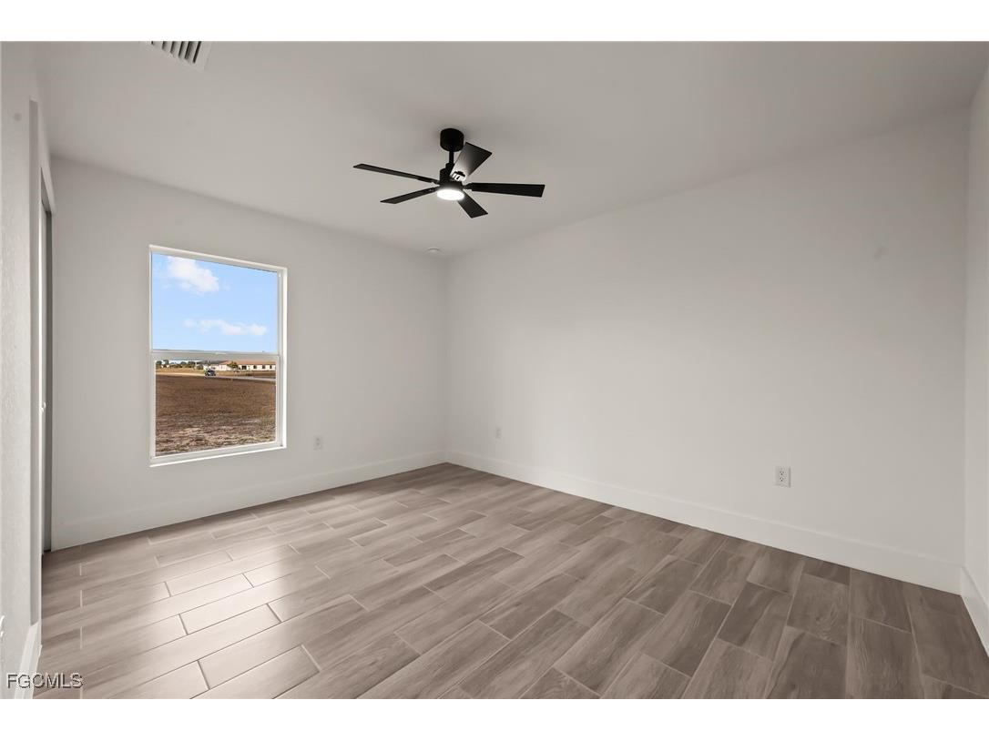 1422 NE 19th Place Cape Coral FL 33909 2025012409 image19