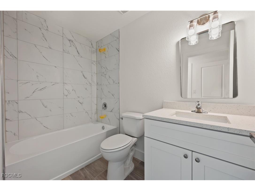 1422 NE 19th Place Cape Coral FL 33909 2025012409 image20