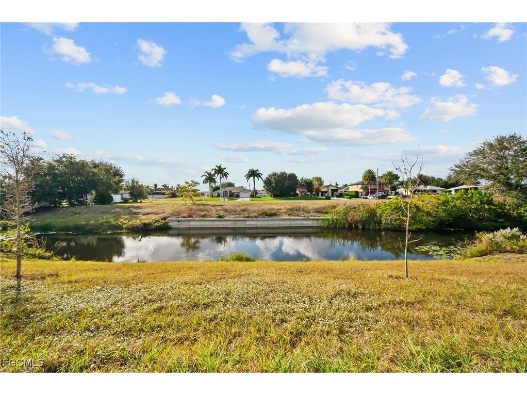 1422 NE 19th Place Cape Coral FL 33909 2025012409 image26