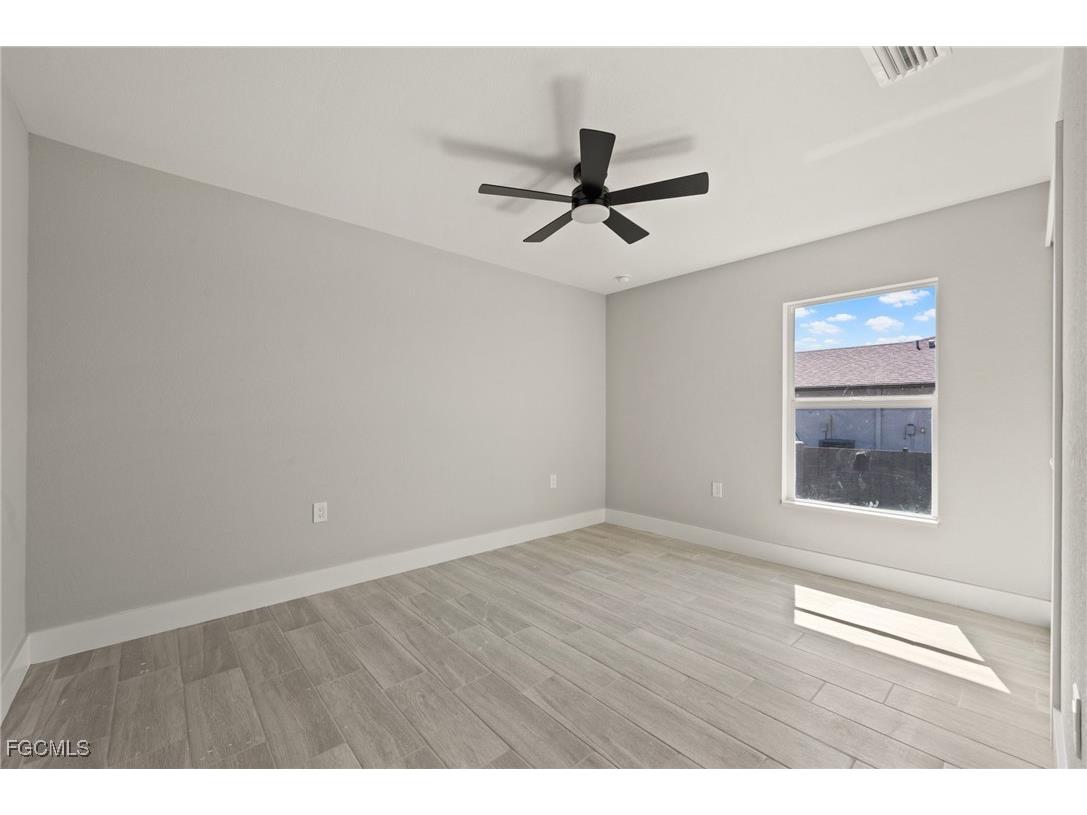 1422 NE 19th Place Cape Coral FL 33909 2025022331 image18