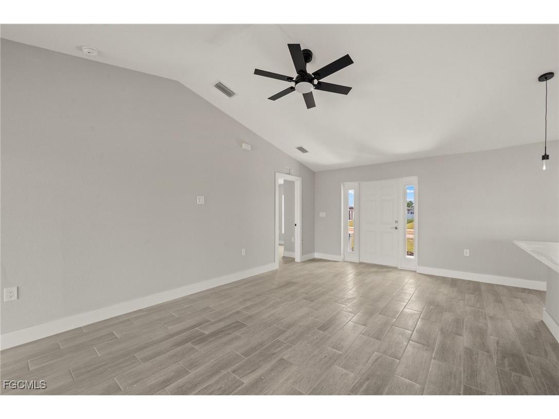 1422 NE 19th Place Cape Coral FL 33909 2025022331 image8