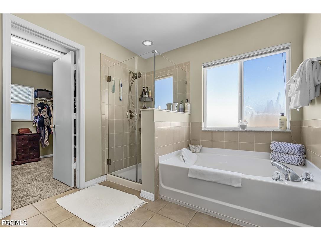 1422 NE 9th Terrace Cape Coral FL 33909 2026014922 image16