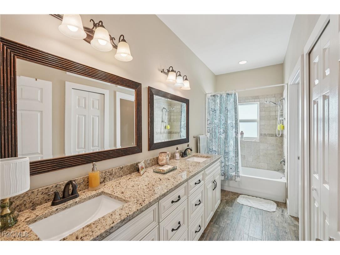 1422 NW 38th Place Cape Coral FL 33993 2026001028 image22