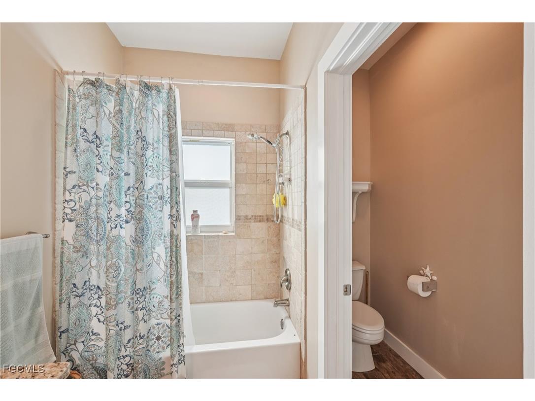 1422 NW 38th Place Cape Coral FL 33993 2026001028 image23