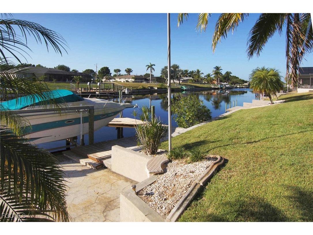 1422 SE 12th Terrace Cape Coral FL 33990 2025009746 image18