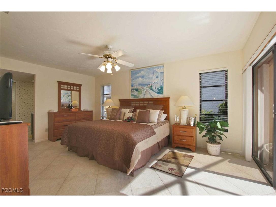 1422 SE 12th Terrace Cape Coral FL 33990 2025009746 image9