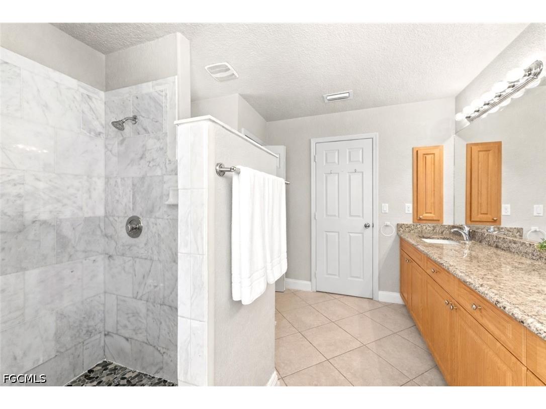 1422 SE 15th Terrace Cape Coral FL 33990 2026015541 image12