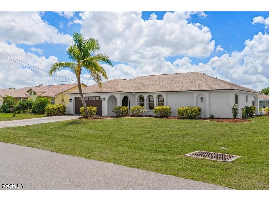 1422 SE 15th Terrace Cape Coral FL 33990 2026015541 image2