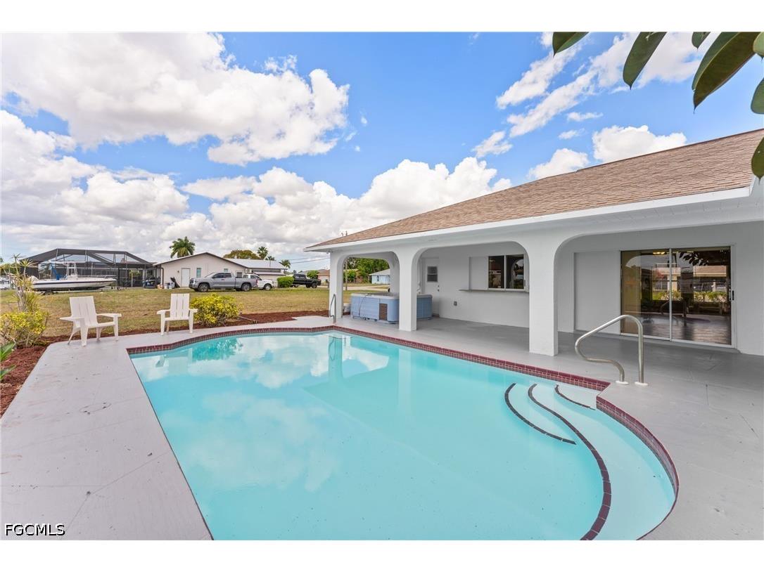 1422 SE 15th Terrace Cape Coral FL 33990 2026015541 image4
