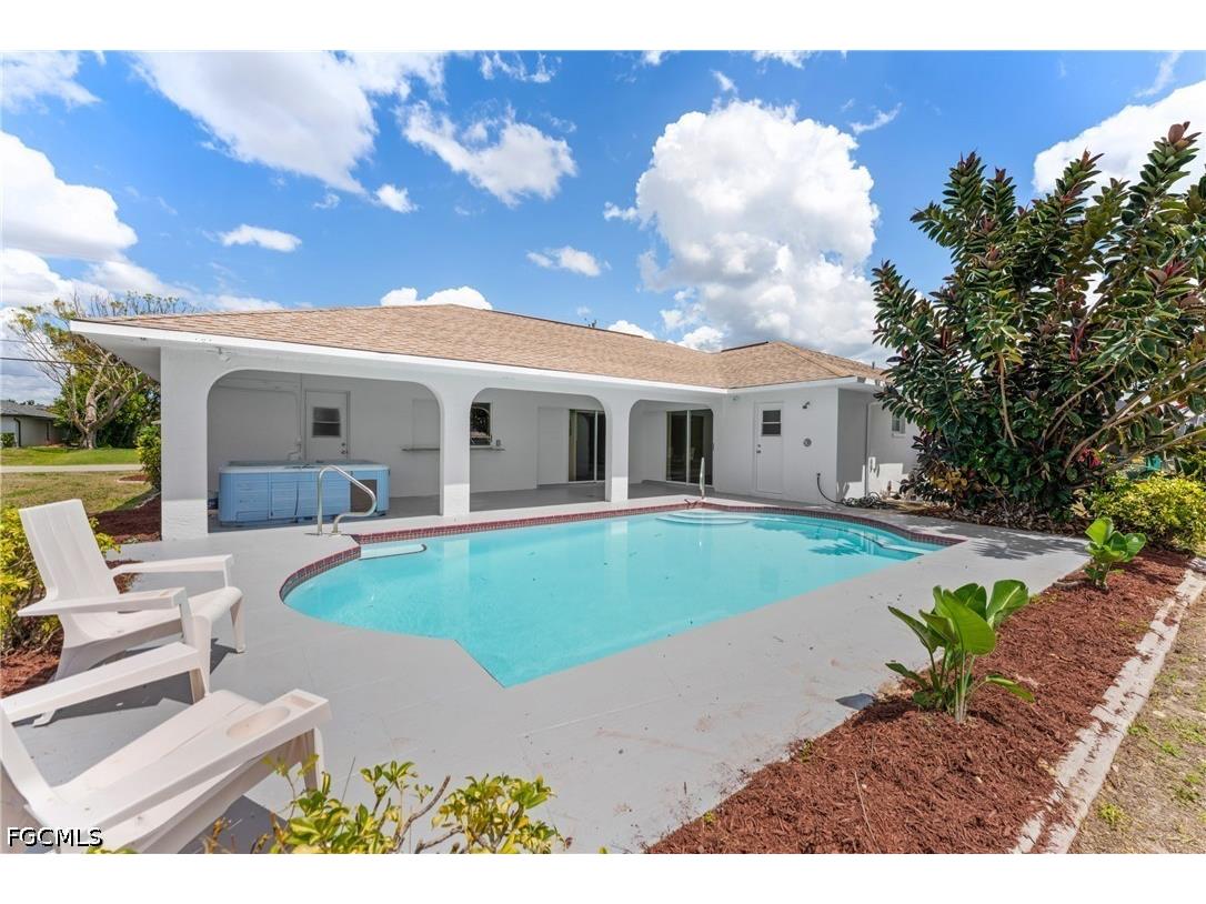 1422 SE 15th Terrace Cape Coral FL 33990 2026015541 image5