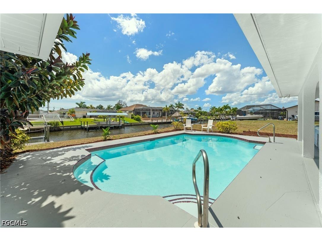 1422 SE 15th Terrace Cape Coral FL 33990 2026015541 image6