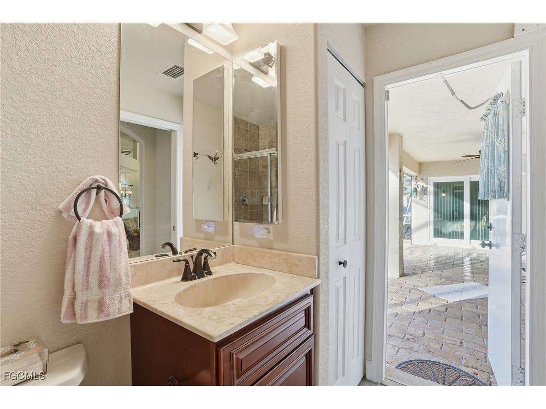 1422 SW 16th Terrace Cape Coral FL 33991 2026004390 image16