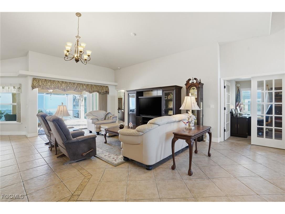 1422 SW 16th Terrace Cape Coral FL 33991 2026004390 image4