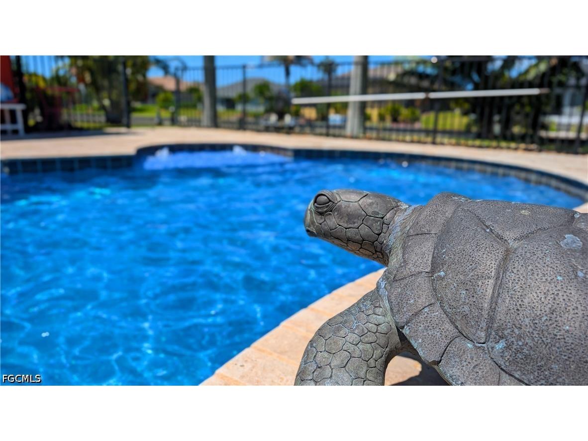 1422 SW 4th Avenue Cape Coral FL 33991 2026018024 image2