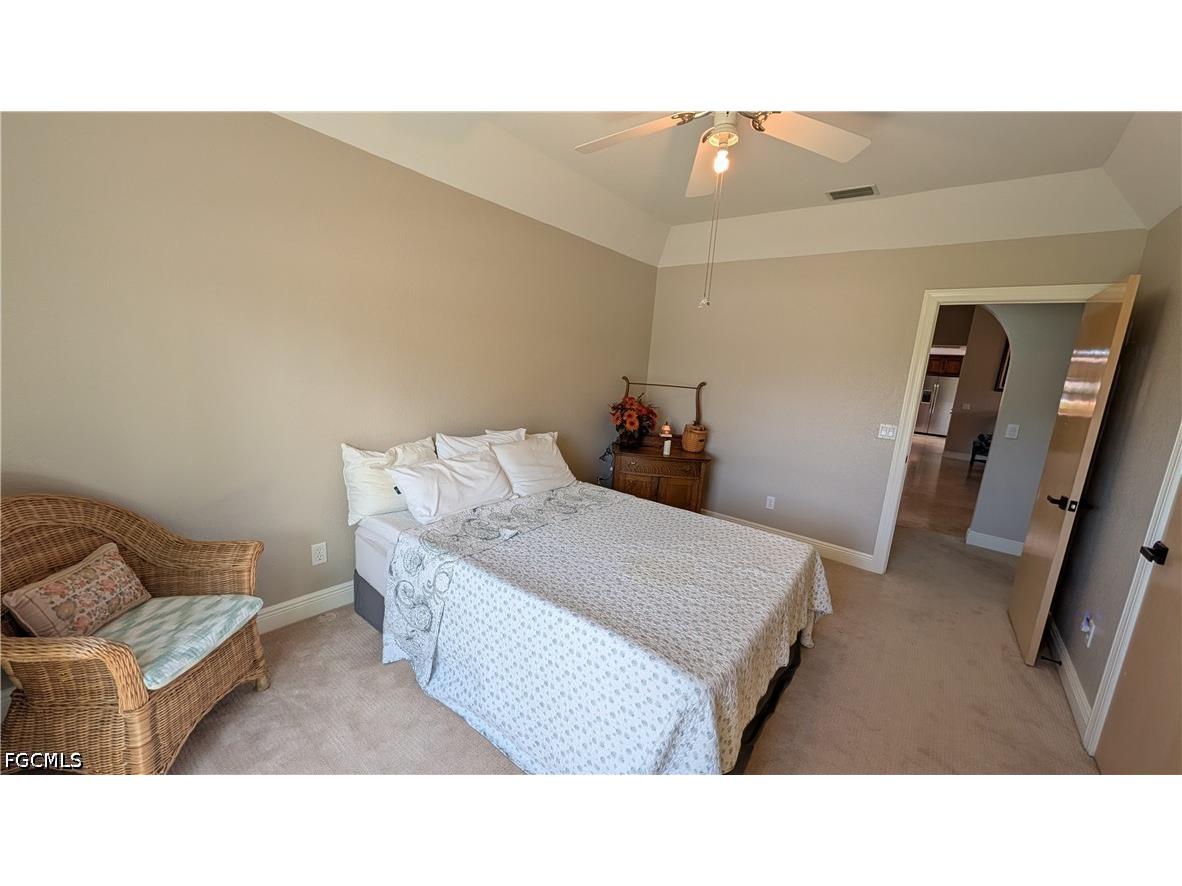 1422 SW 4th Avenue Cape Coral FL 33991 2026018024 image25