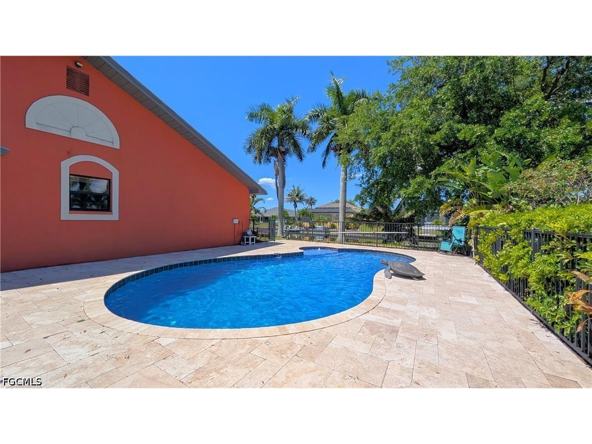 1422 SW 4th Avenue Cape Coral FL 33991 2026018024 image37