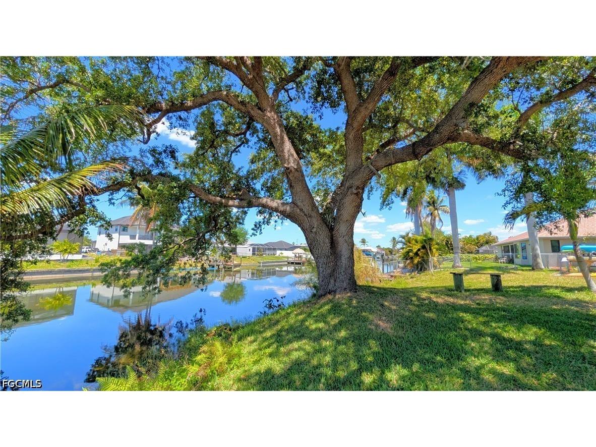 1422 SW 4th Avenue Cape Coral FL 33991 2026018024 image38