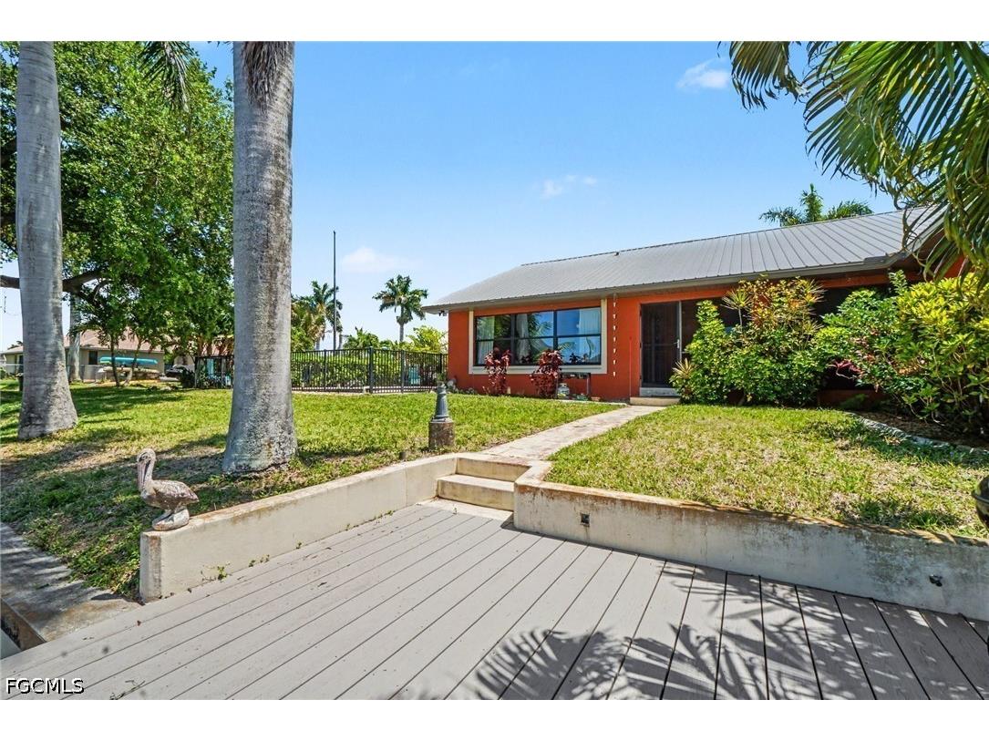 1422 SW 4th Avenue Cape Coral FL 33991 2026018024 image41