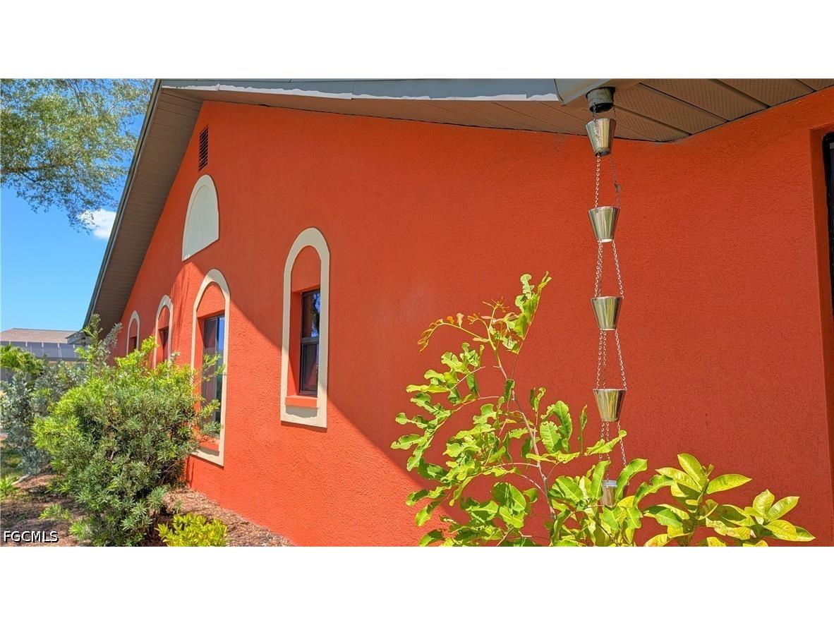 1422 SW 4th Avenue Cape Coral FL 33991 2026018024 image43