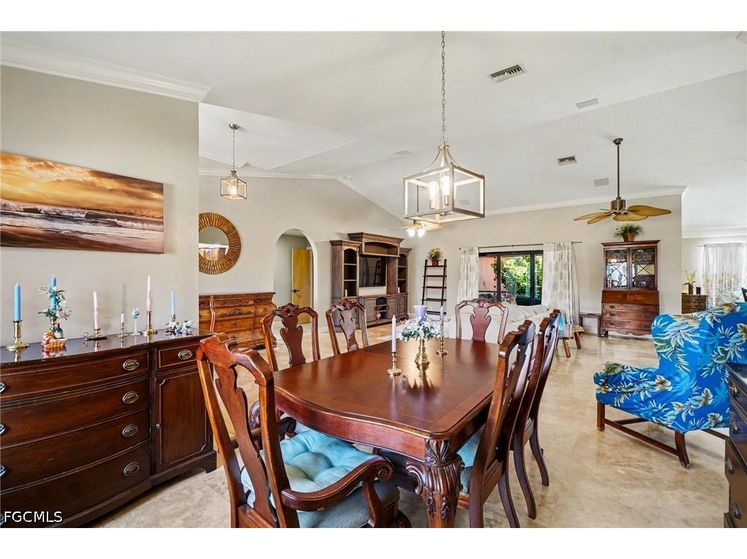 1422 SW 4th Avenue Cape Coral FL 33991 2026018024 image8