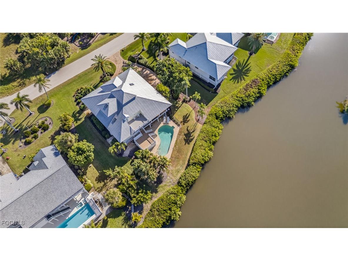 1422 Sanderling Circle Sanibel FL 33957 2025023496 image42