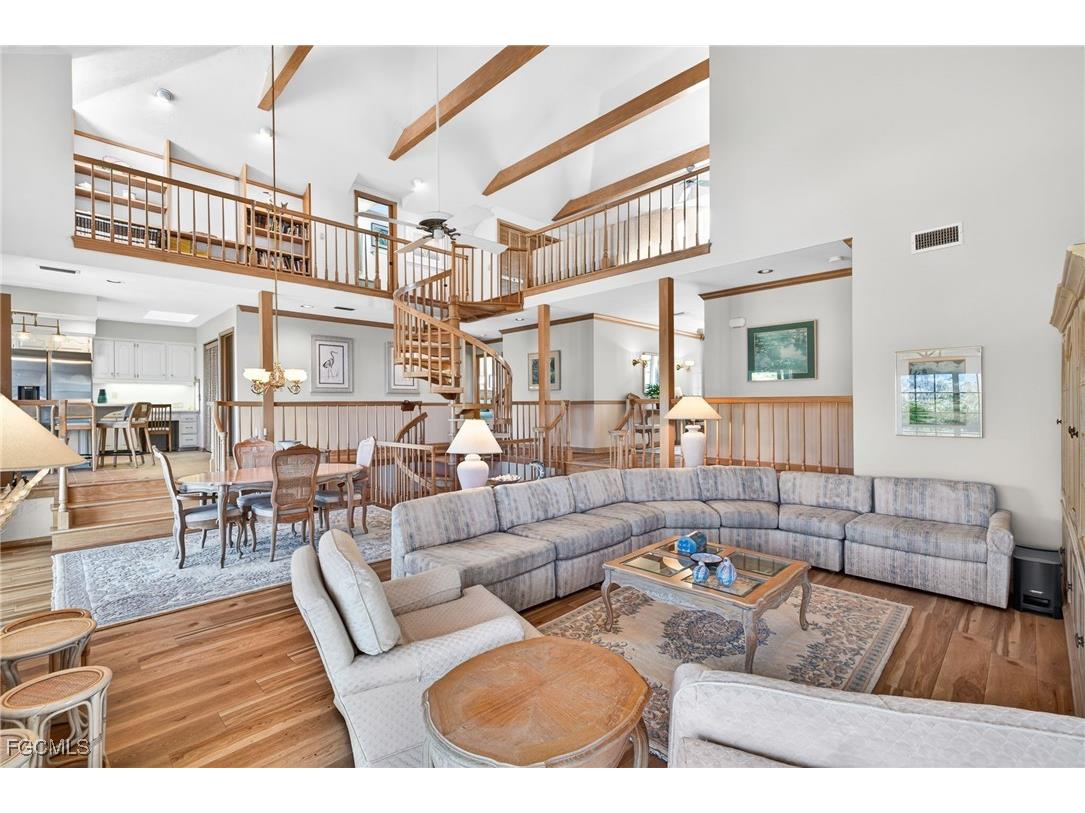 1422 Sanderling Circle Sanibel FL 33957 2025023496 image5