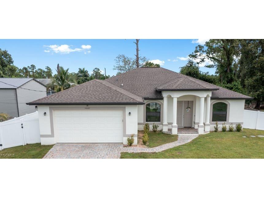 14221 Chancellor Street Fort Myers FL 33905 2025010709 image1